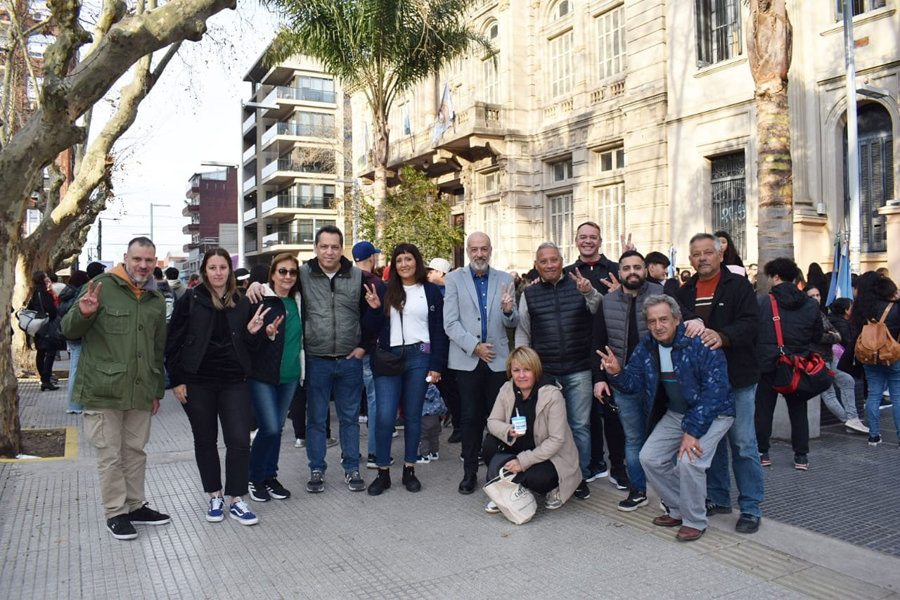 PRESENTE EN EL ACTO INSTITUCIONAL POR EL POR EL 358° ANIVERSARIO DE LA CIUDAD DE QUILMES